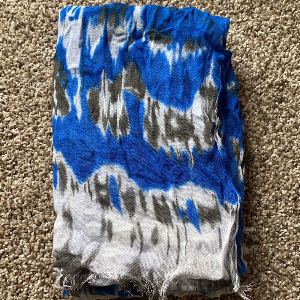 Brokedown IKAT Scarf - Picture 6 of 6